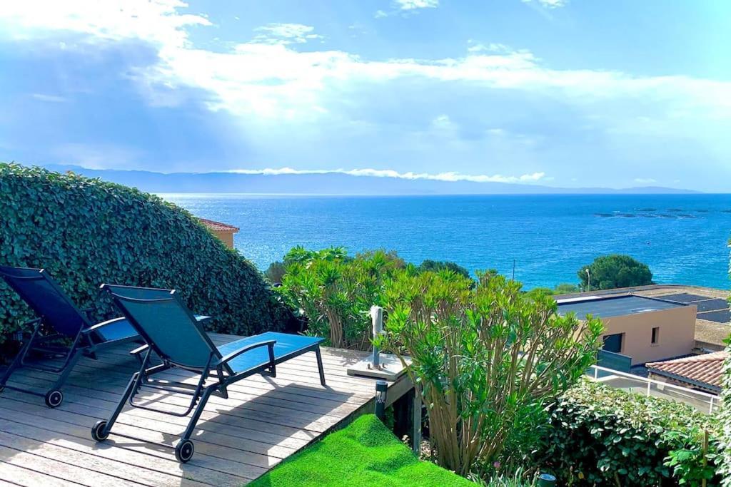 Ajaccio Maison Bord De Mer Dans Residence Avec Piscine Bagian luar foto