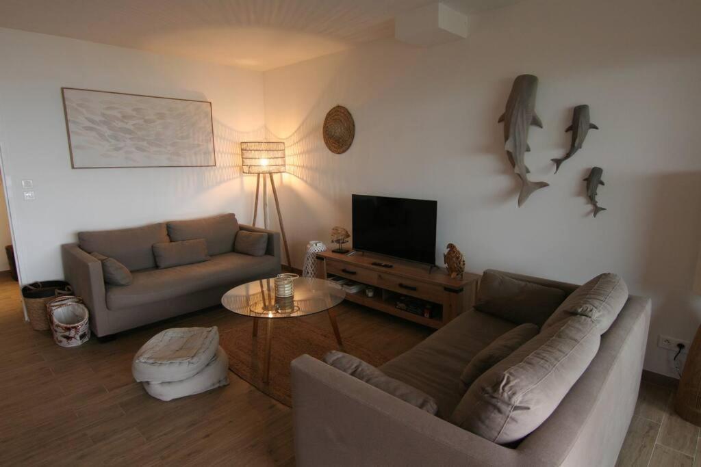 Ajaccio Maison Bord De Mer Dans Residence Avec Piscine Bagian luar foto