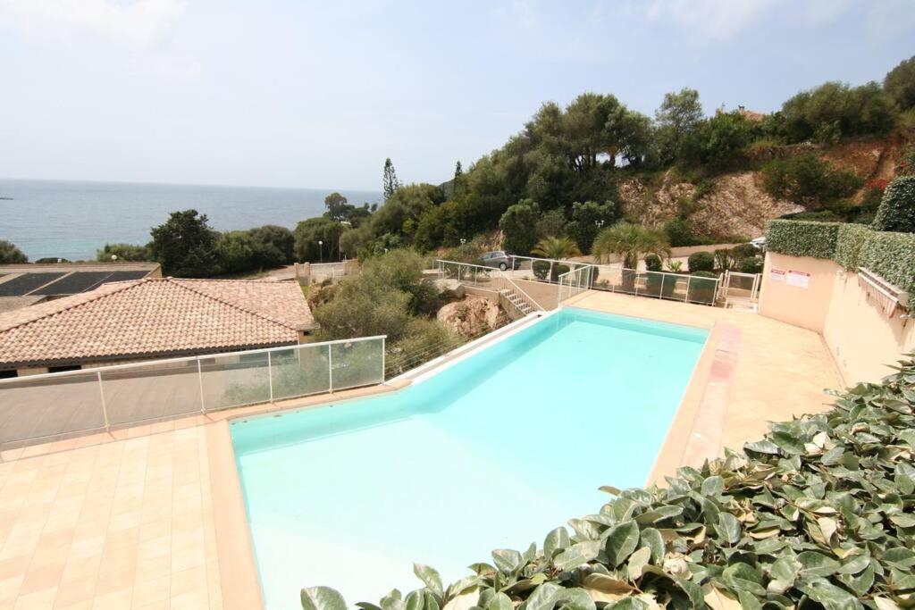 Ajaccio Maison Bord De Mer Dans Residence Avec Piscine Bagian luar foto